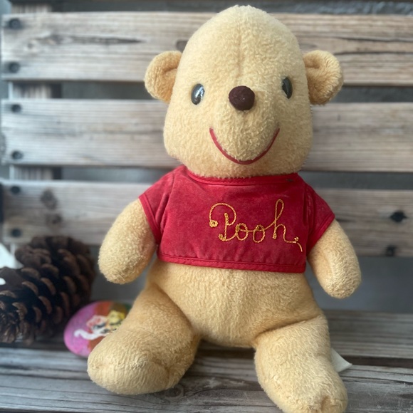 Sale‼️Winnie the Pooh -EUC/Vintage Stuffed Bear-15 inches long - Picture 5 of 9